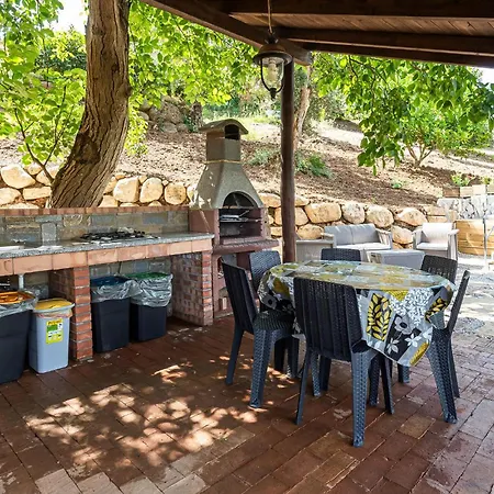 Дом отдыха Cozy In With Wifi Stella Cilento