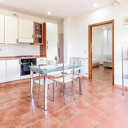 Holiday home Cozy In With Jacuzzi Stella Cilento