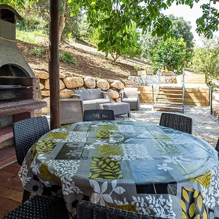 Cozy In With Jacuzzi Holiday home Stella Cilento